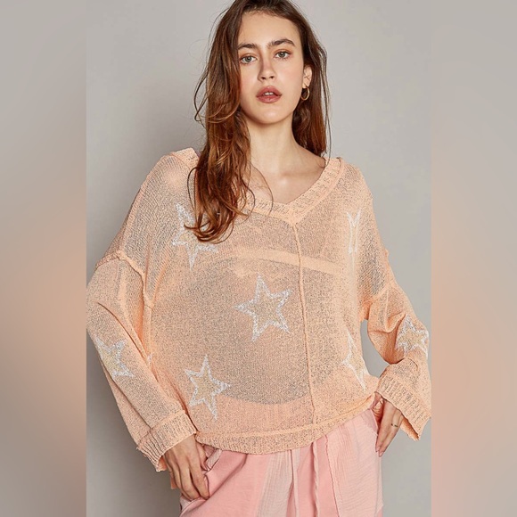 POL Sweaters - Lightweight V-Neck Star Print Sweater - POL